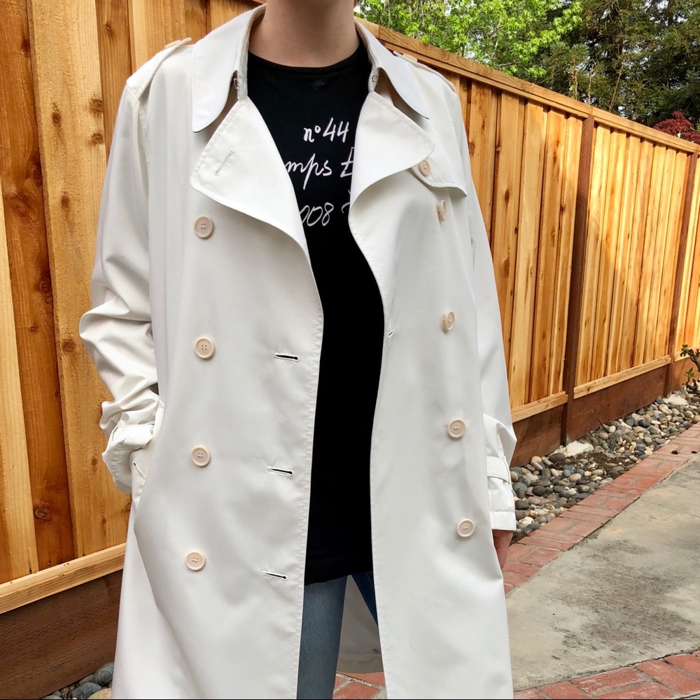 Burberry Trench coat mint condition